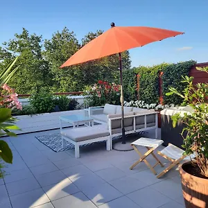 https://la-maison-de-charlotte.biarritzhotels.info