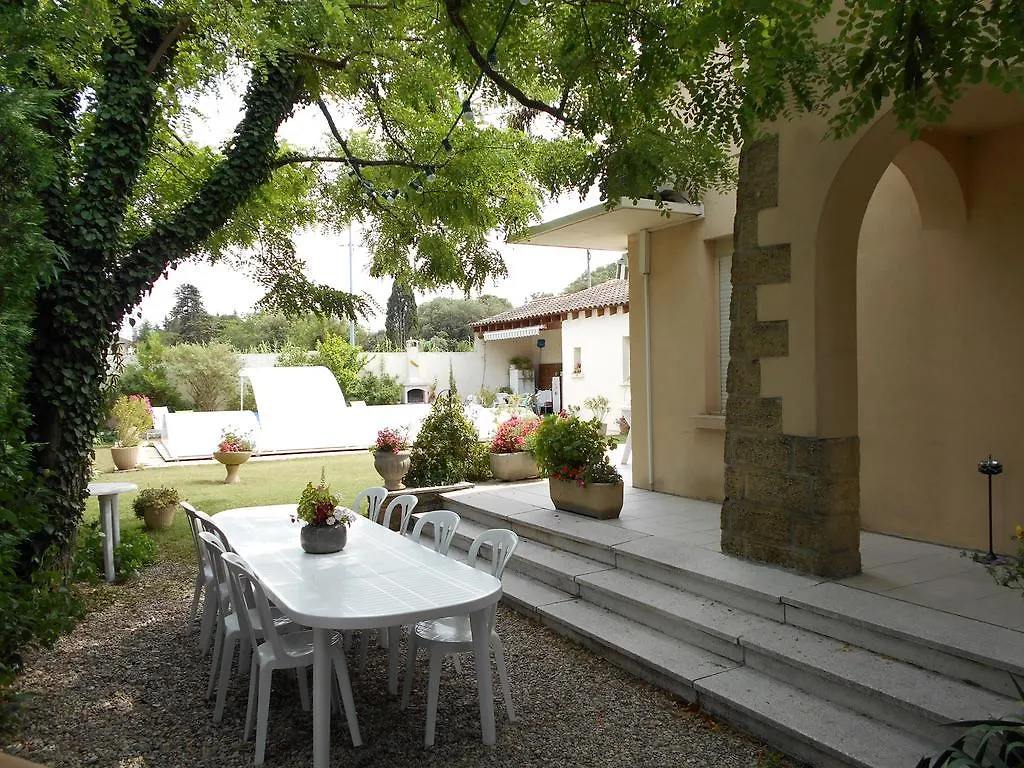 Les Tilleuls B&B Orange  Bed & Breakfast